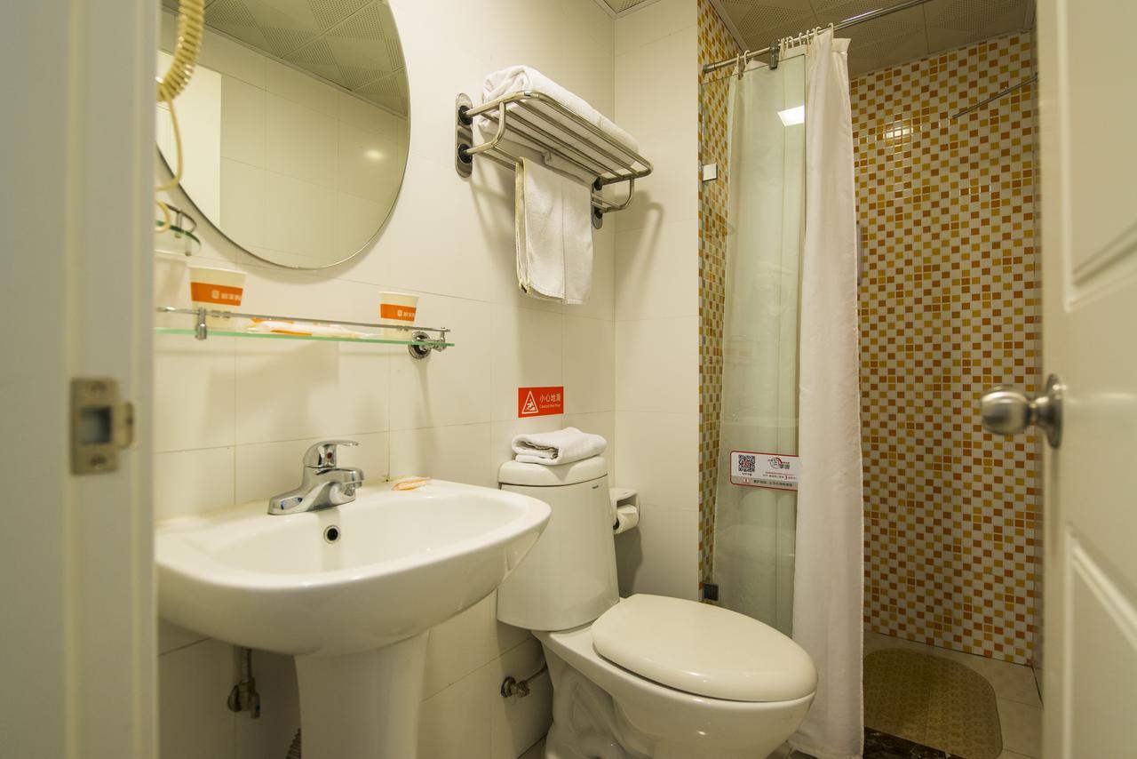 Home Inn Beijing Dinghui Bridge Wuluju Metro Station Экстерьер фото